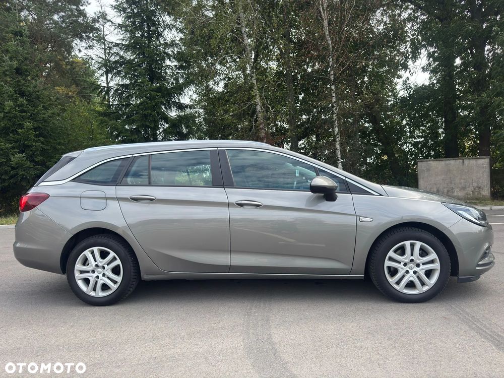 Opel Astra 1.6 CDTI Enjoy - 4