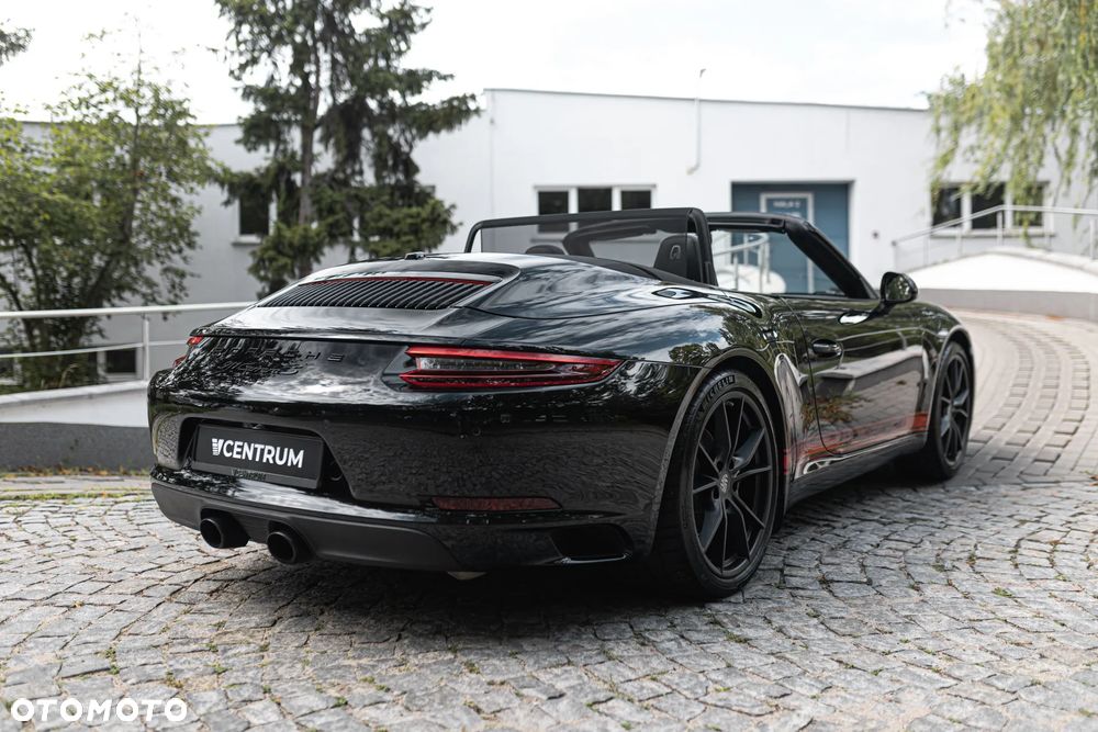 Porsche 911 Carrera S PDK - 10