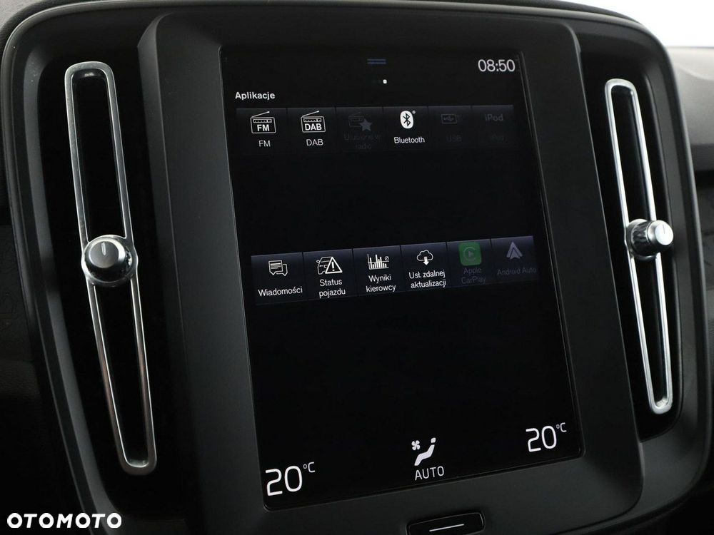 Volvo XC 40 T2 Momentum Core - 28