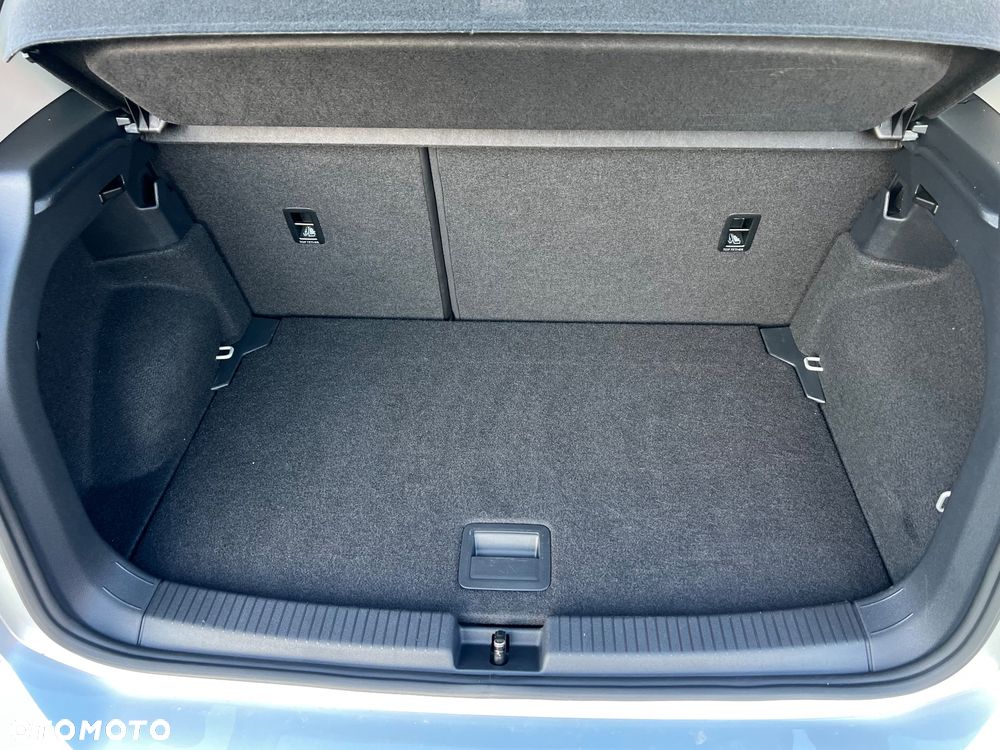 Volkswagen T-Cross 1.0 TSI OPF DSG Life - 30
