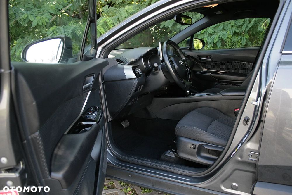 Toyota C-HR 1.8 Hybrid Dynamic - 10