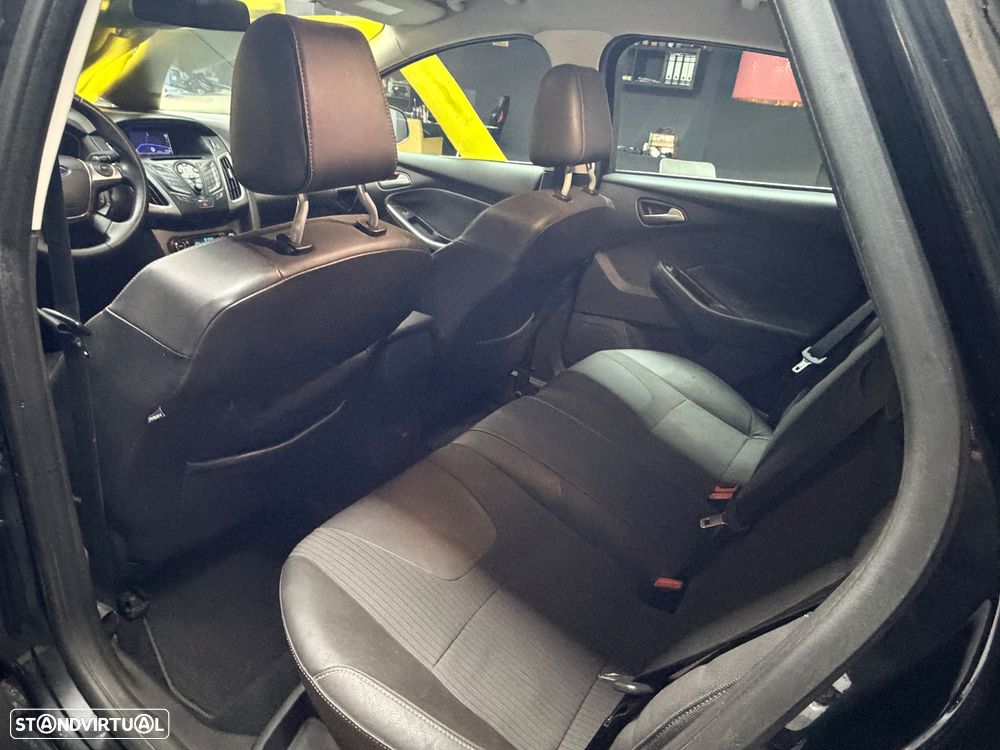 Ford Focus 1.6 TDCi DPF S&S Titanium - 20