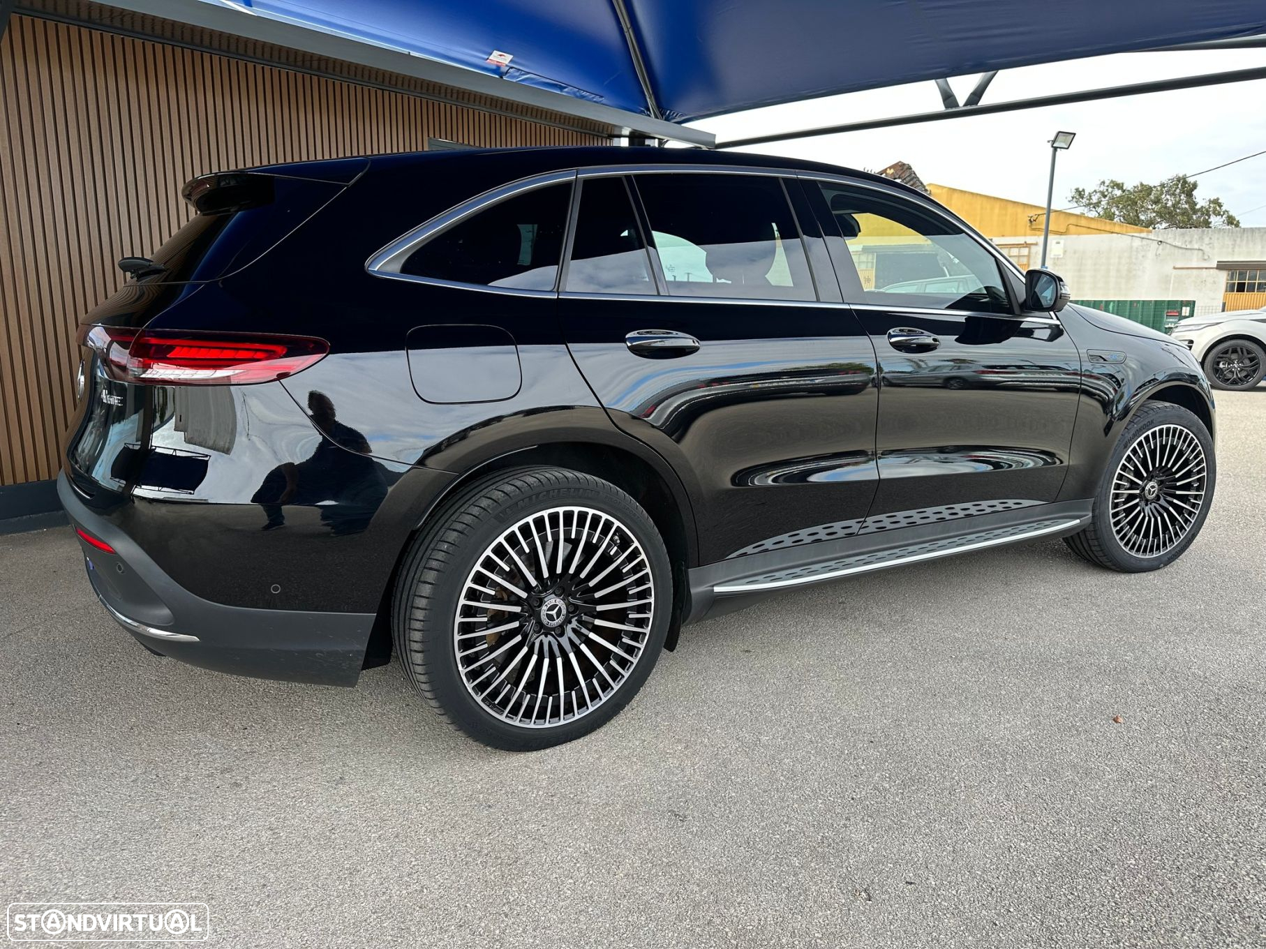 Mercedes-Benz EQC 400 4Matic AMG Line - 10