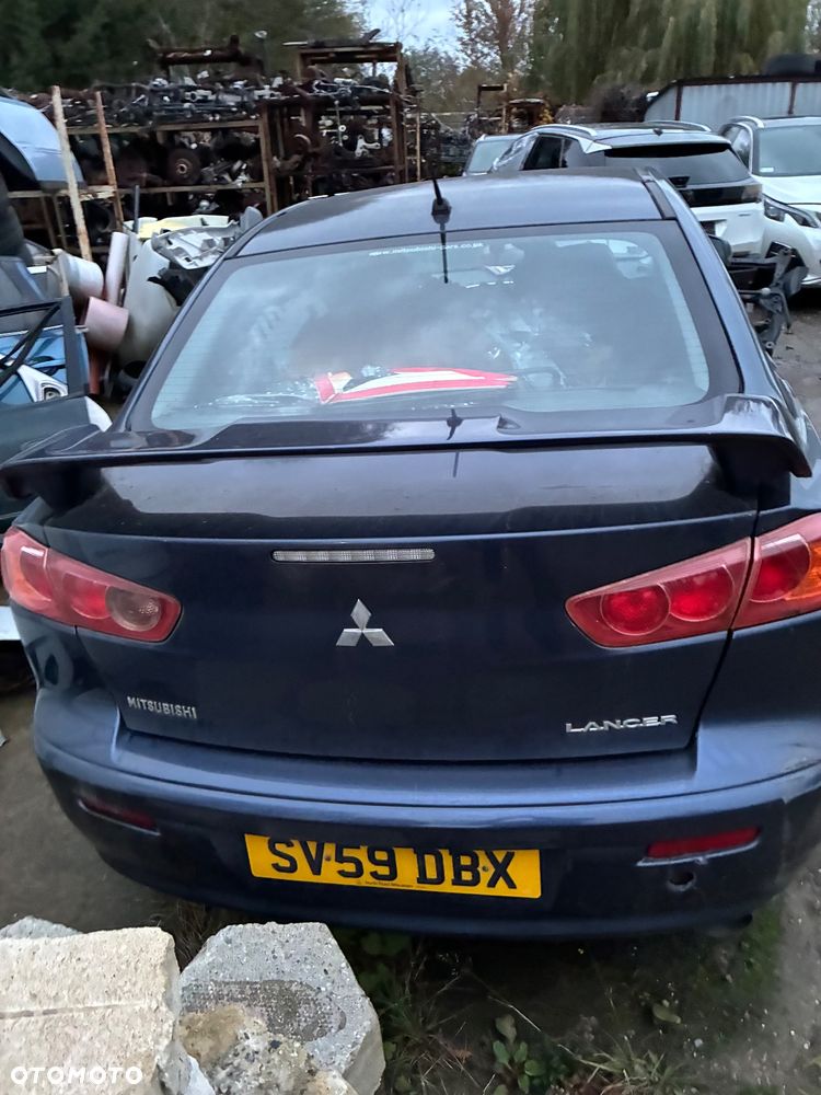 Zderzak tył Mitsubishi Lancer X Sedan Kompletny - 2