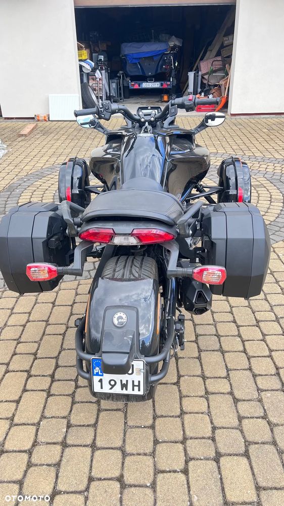 Can-Am Spyder - 3