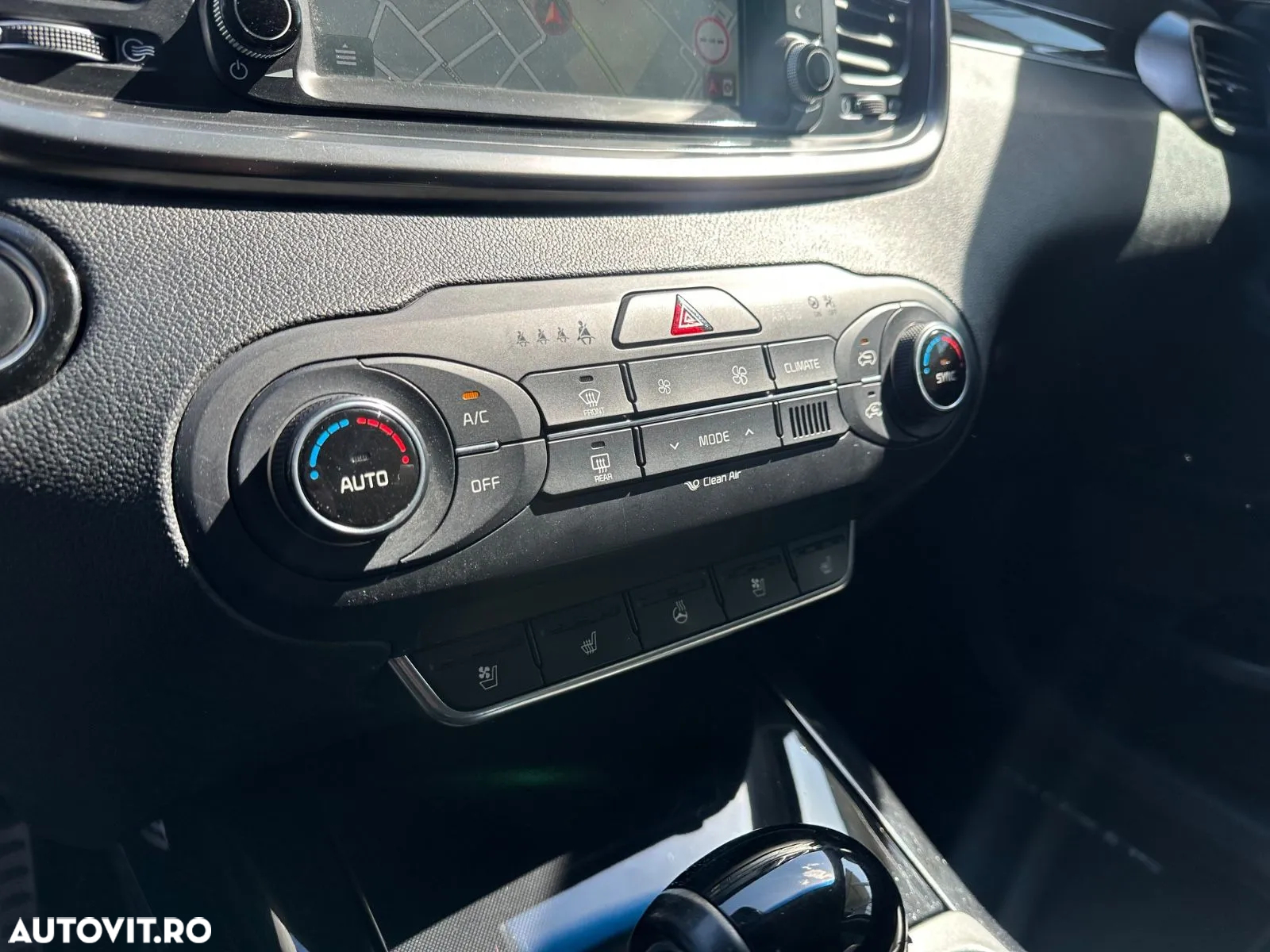 Kia Sorento - 26