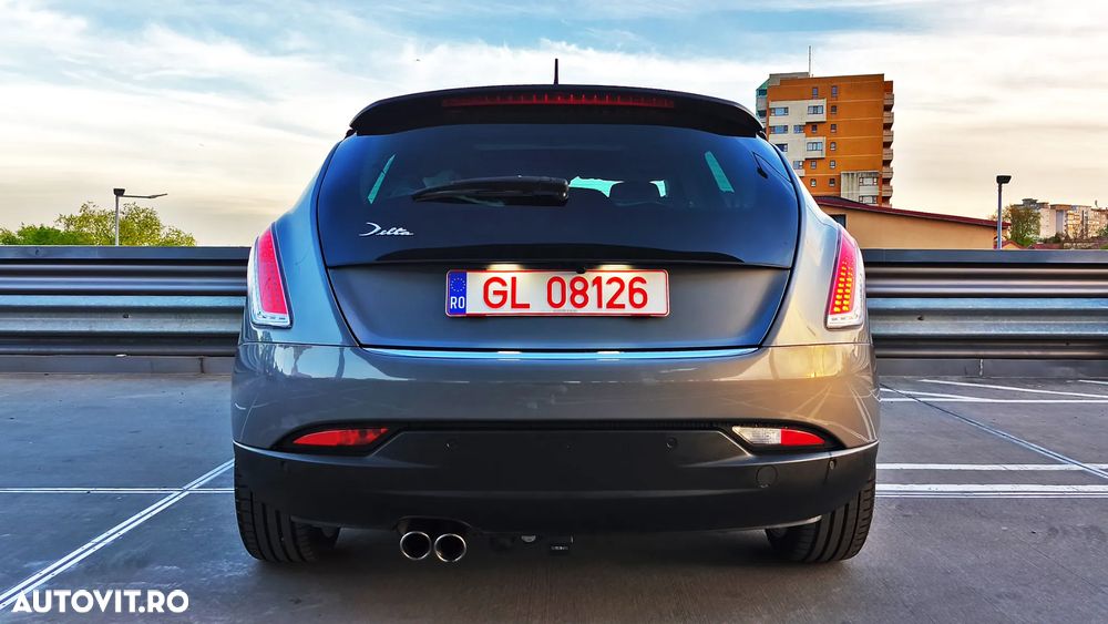Lancia Delta 1.8 Di TurboJet 16v Automatik Platinum - 4