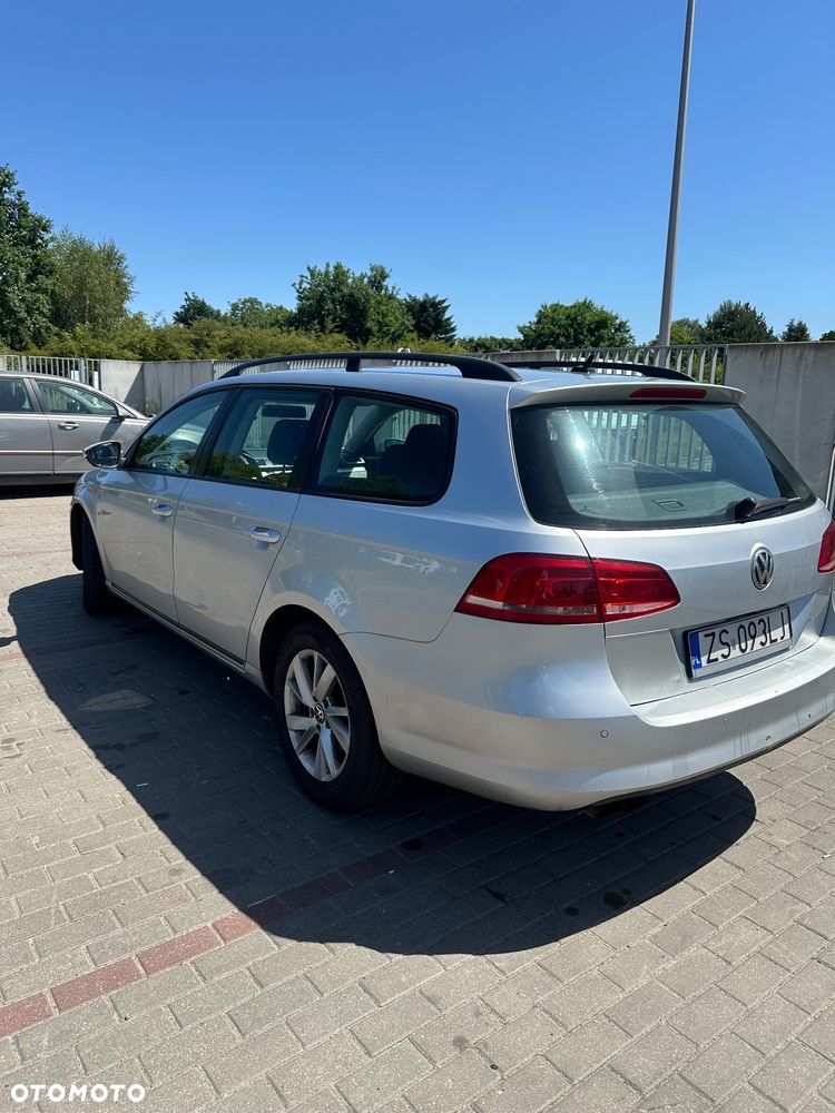 Volkswagen Passat 2.0 TDI Comfortline DSG - 5