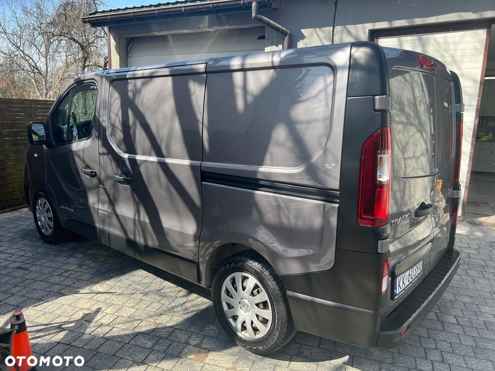 Renault Trafic - 9