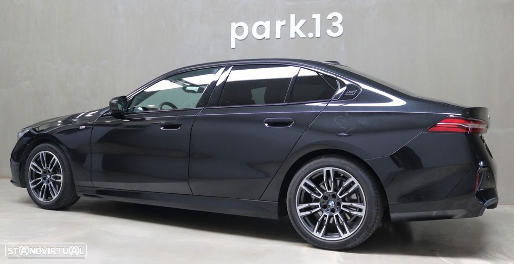 BMW 520 d xDrive Pack Desportivo M - 50