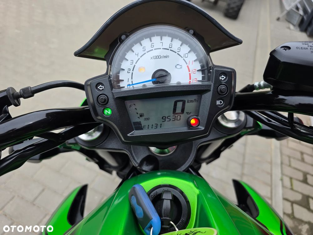 Kawasaki ER - 22