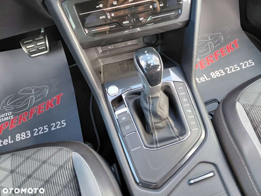 Volkswagen Tiguan - 24