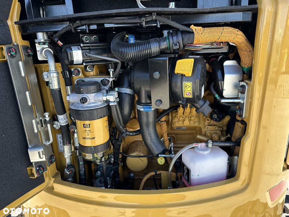 Caterpillar 302 CR - 8