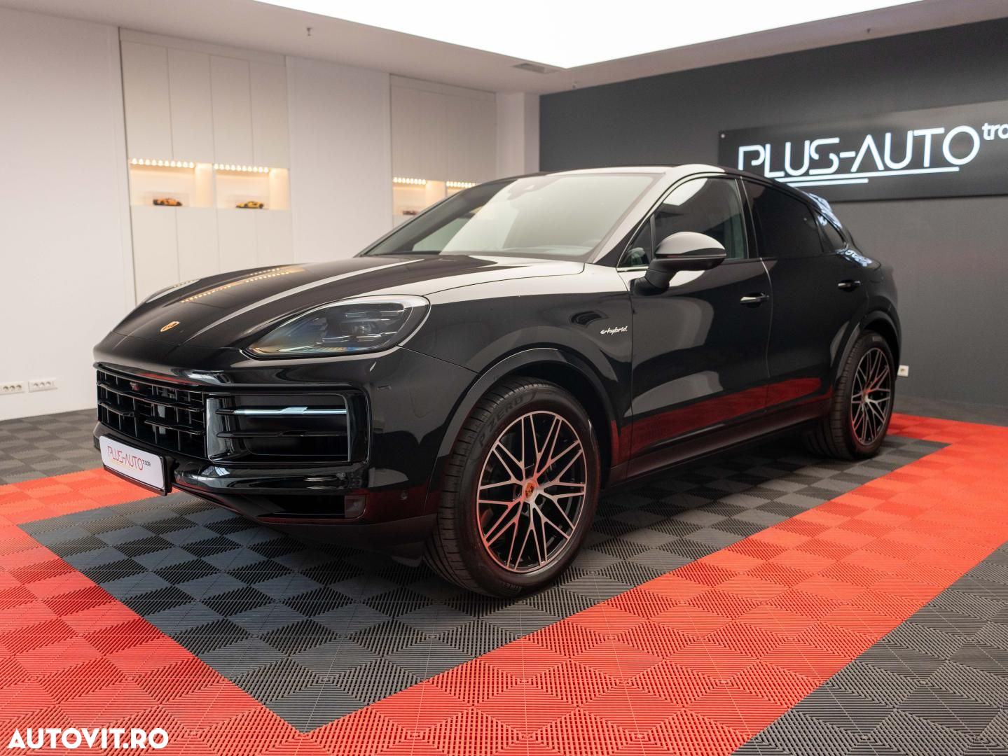Porsche Cayenne - 8