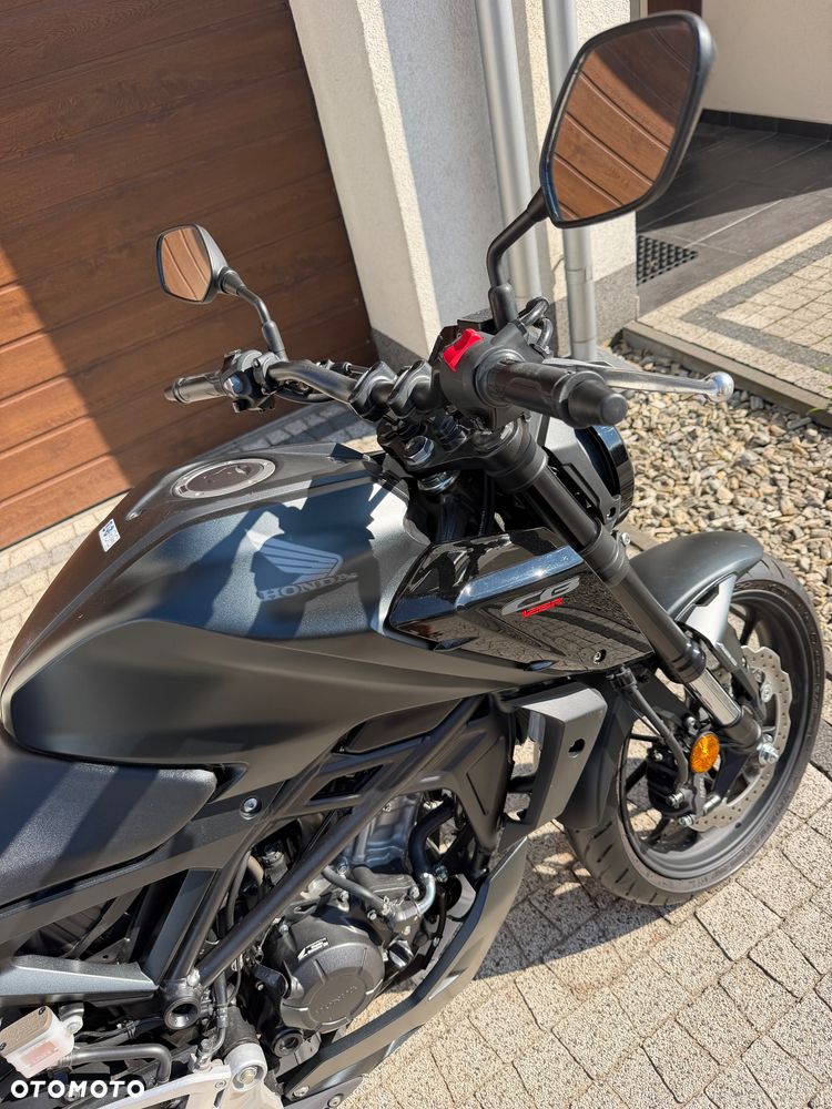 Honda CB - 10