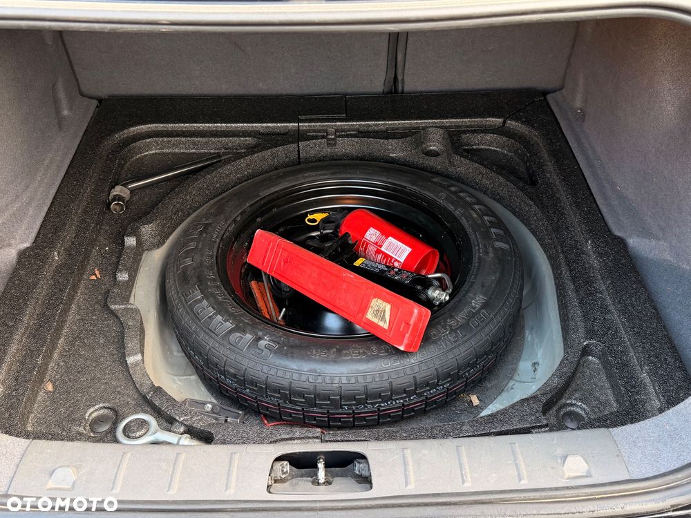 Volvo S40 1.8 Momentum - 17