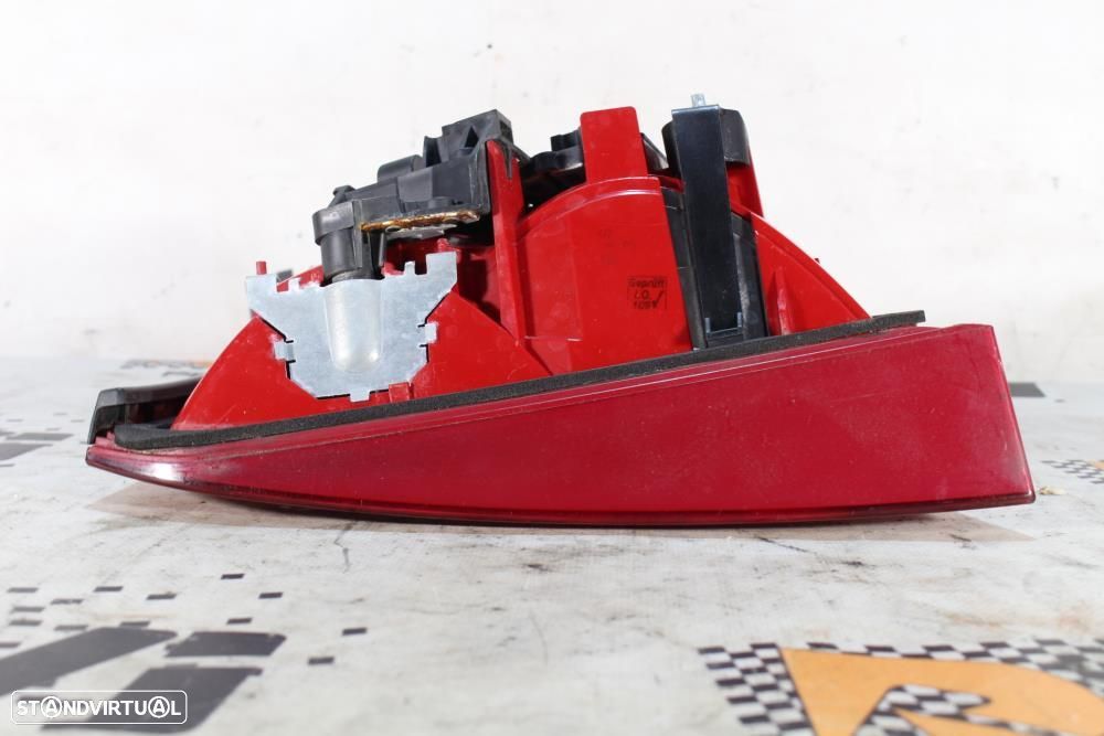 Farolim Direito Audi A4 (8K2, B8)  8K5945094d / Mala Passageiro Sedan - 6