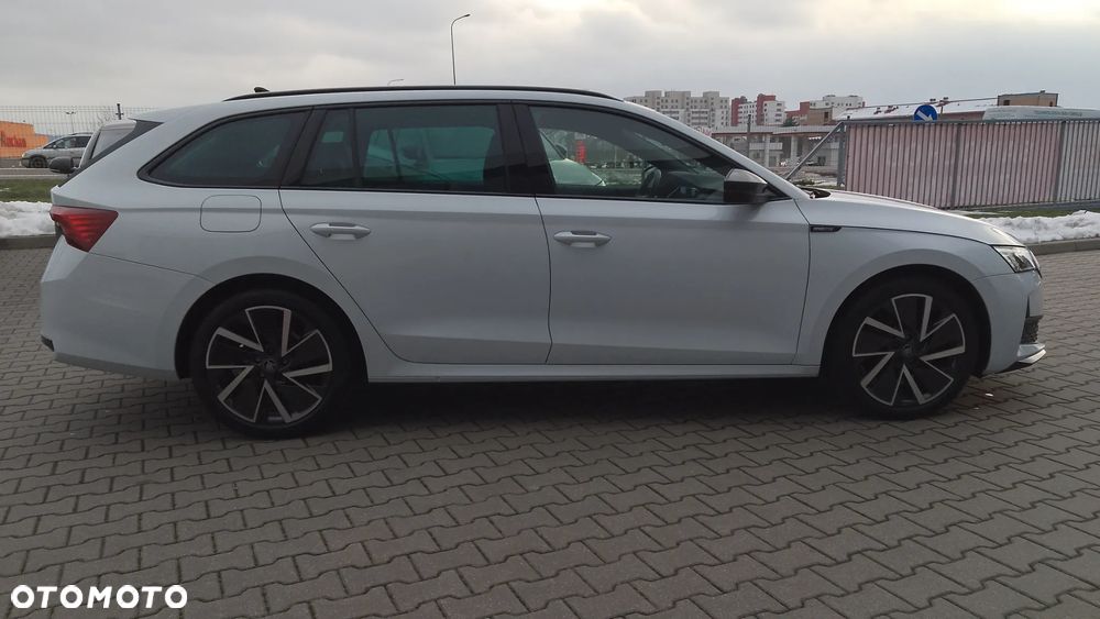 Skoda Octavia 1.5 TSI e-TEC DSG Sportline - 4