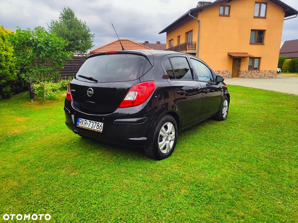 Opel Corsa 1.4 16V Energy - 10