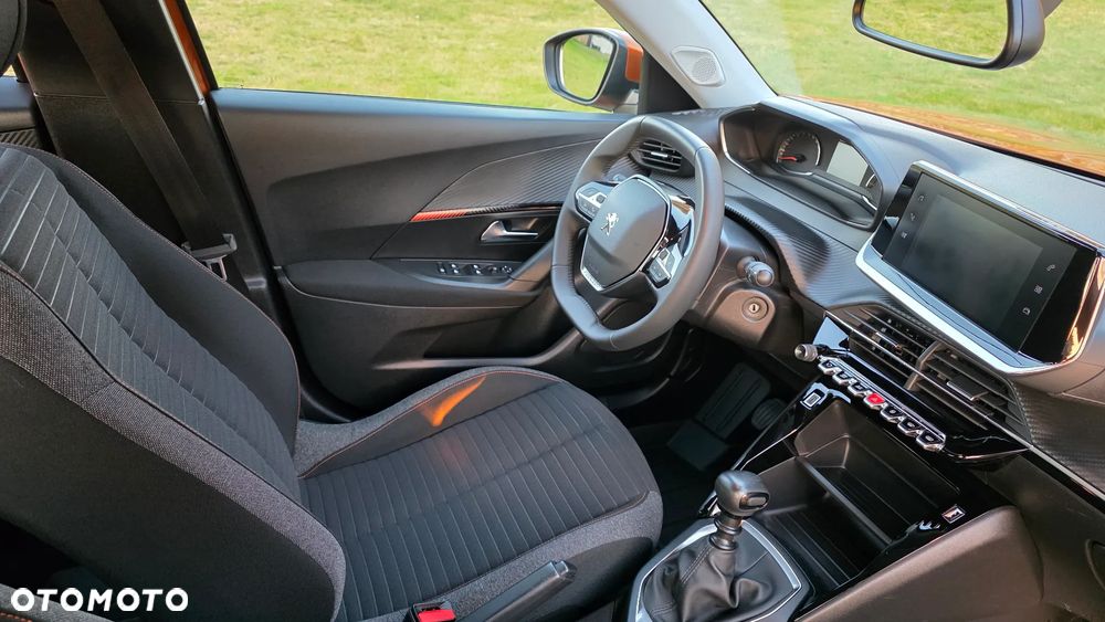 Peugeot 2008 PureTech 100 Stop&Start Allure - 16