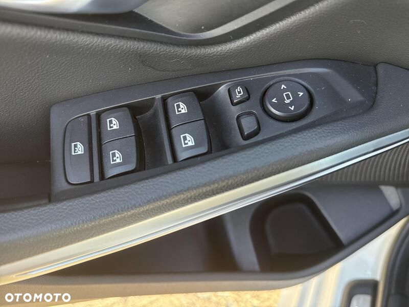 BMW Seria 3 - 13