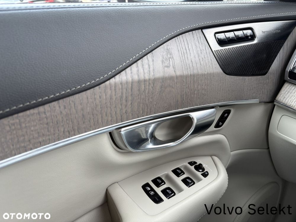 Volvo XC 90 - 19