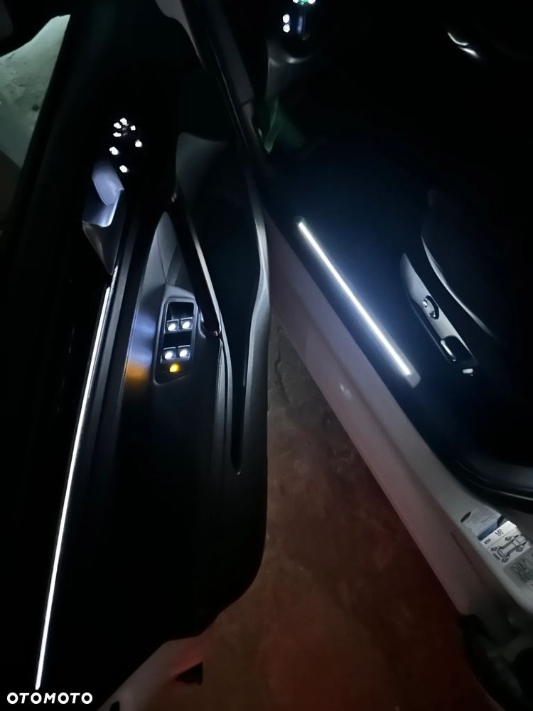 Volkswagen Golf GTD BlueMotion Technology - 26