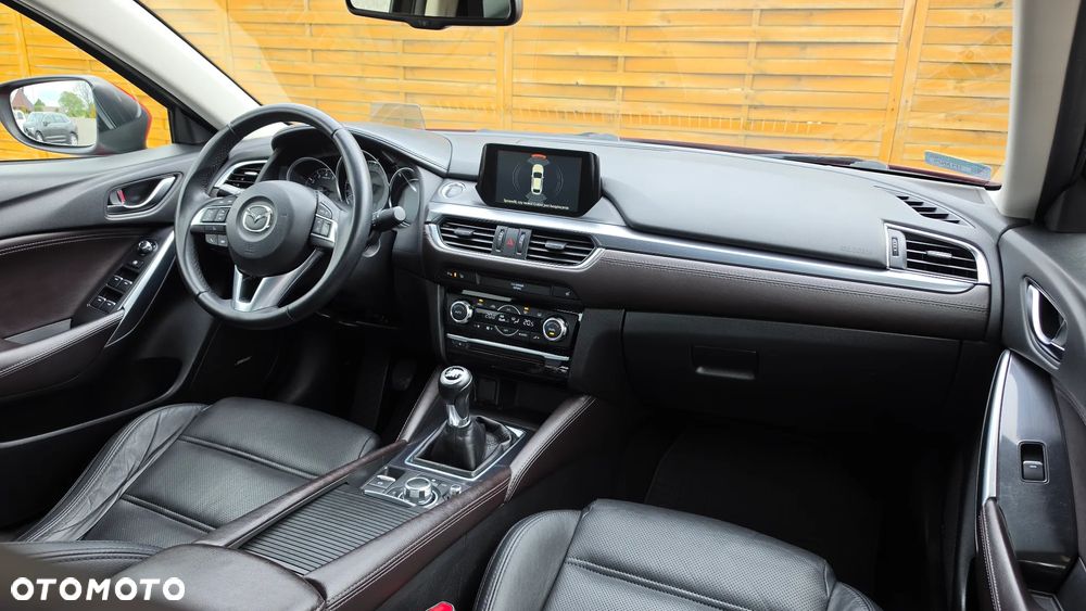 Mazda 6 - 12