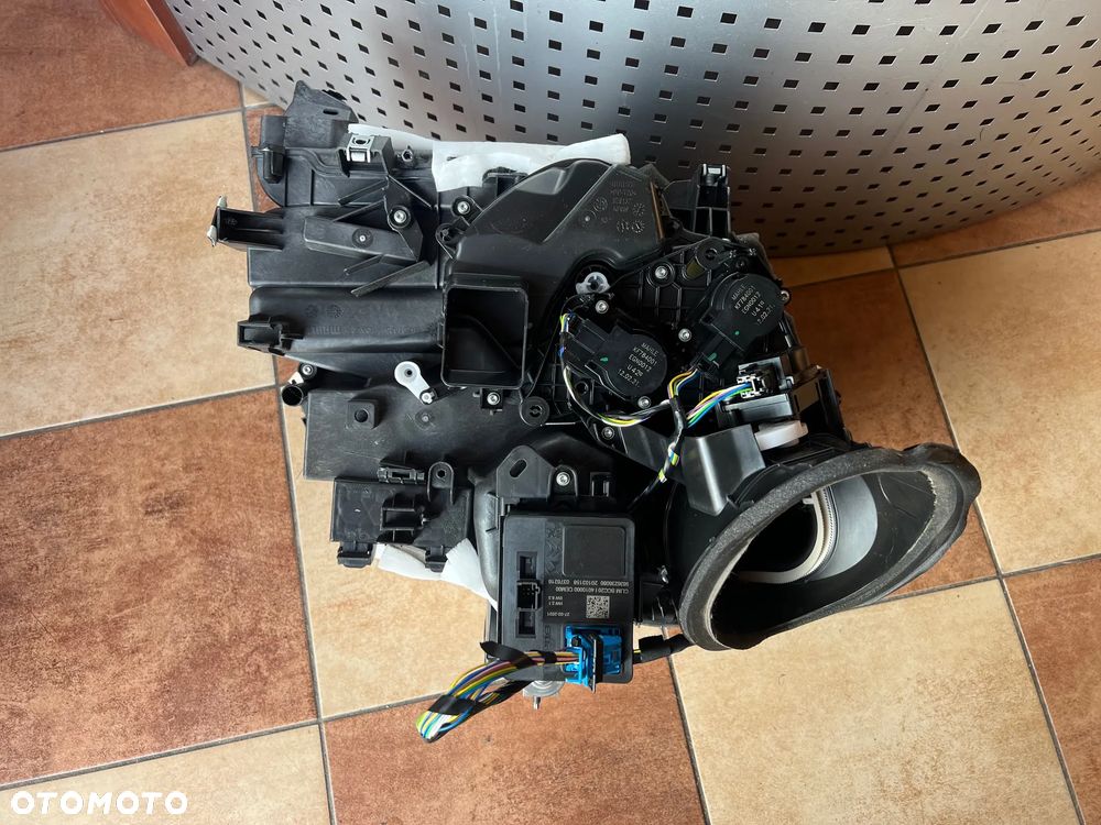 NAGRZEWNICA KLIMATRONIK WENTYLATOR  CITROEN DS3 CROSSBACK PEUGEOT 208 II EUROPA 2020 ROK - 9