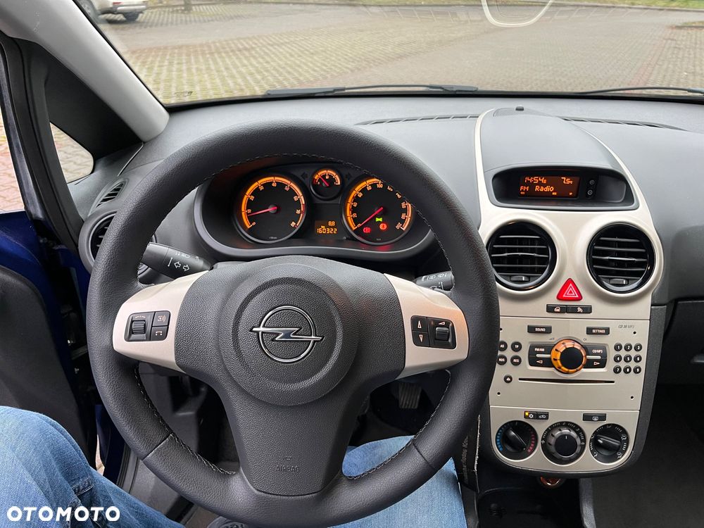 Opel Corsa 1.2 16V - 21