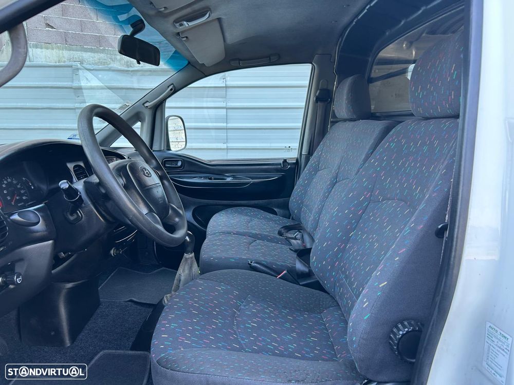 Hyundai H1 2.5 CRDi - 6