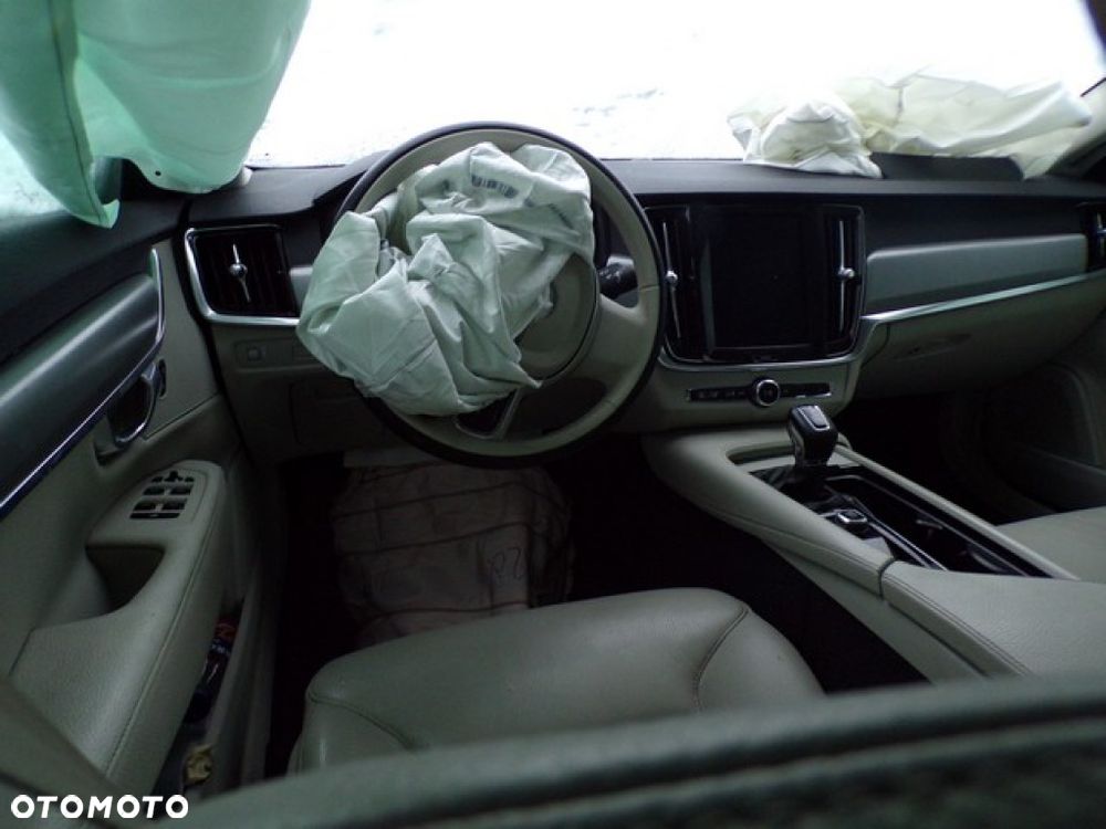 Części - Volvo S90 2 II 2.0 D4 SEDAN 17R - 6