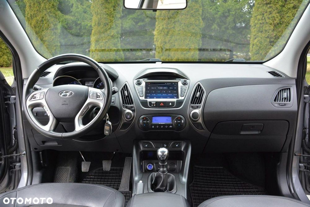 Hyundai ix35 1.7 CRDi 2WD Fifa World Cup Edition - 21