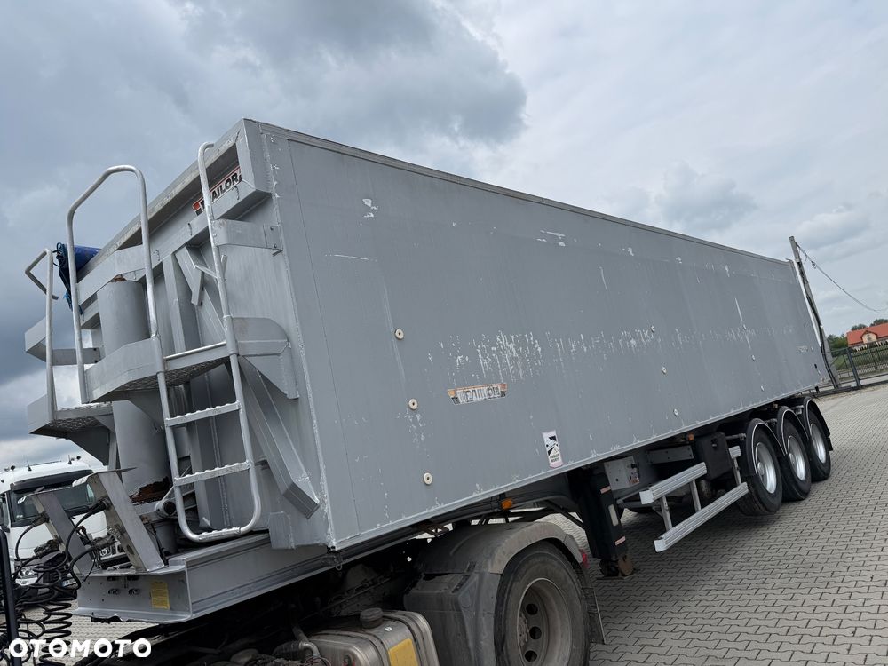 Trailor BENALU / TRAILOR / 52M3 / PALETOWA / NOWE OPONY / CALA ALUMINIOWA / PODNOSZONA OŚ / Z FRANCJI / STAN BDB / / / - 3