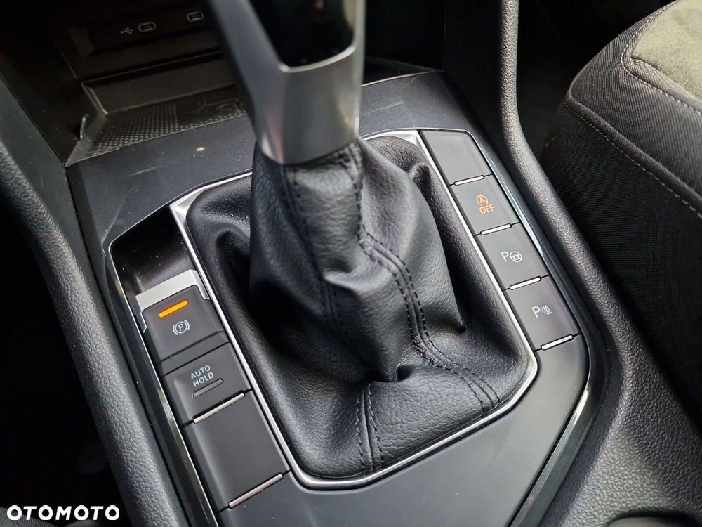 Volkswagen Tiguan 2.0 TDI Elegance DSG - 33