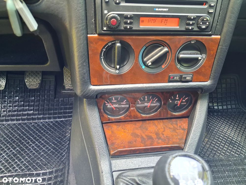 Audi 80 2.6 E - 17