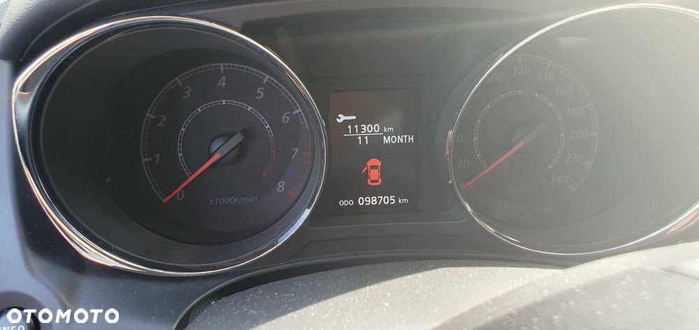 Mitsubishi ASX - 5