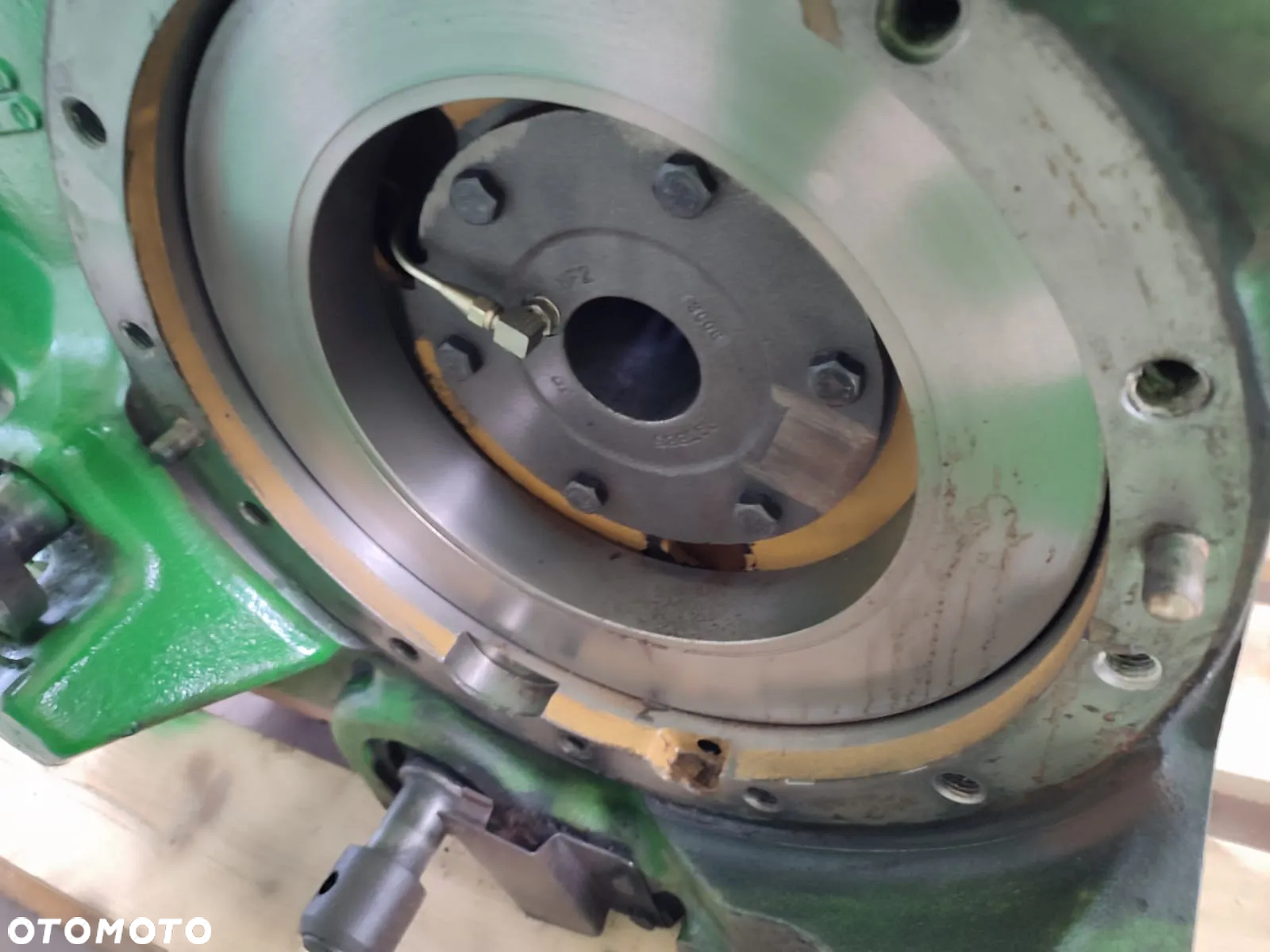 Dyferencjał RE154855 JOHN DEERE 6810 - 12