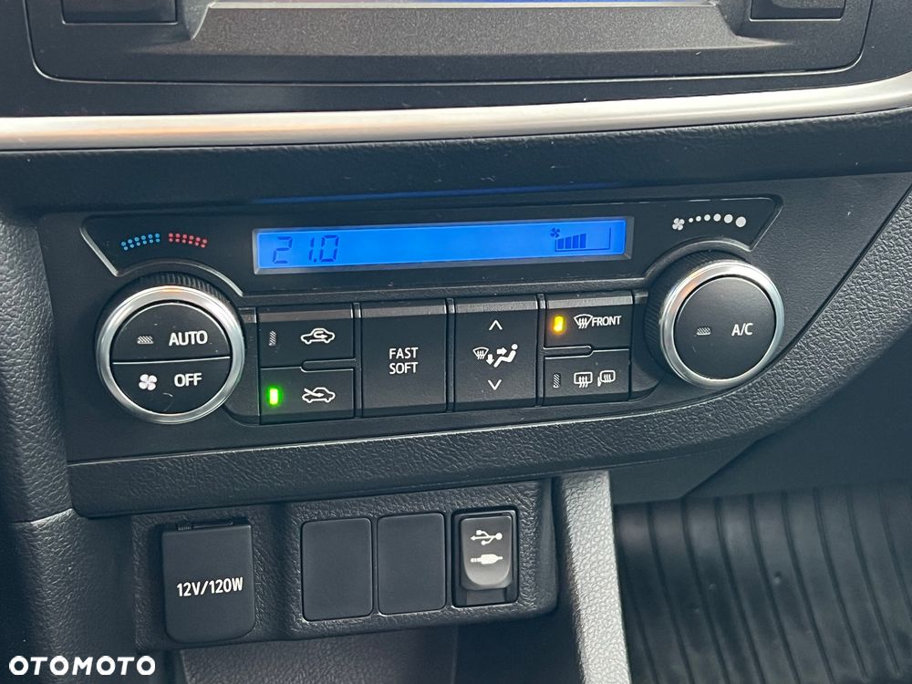 Toyota Auris 1.4 D-4D Life+ - 9