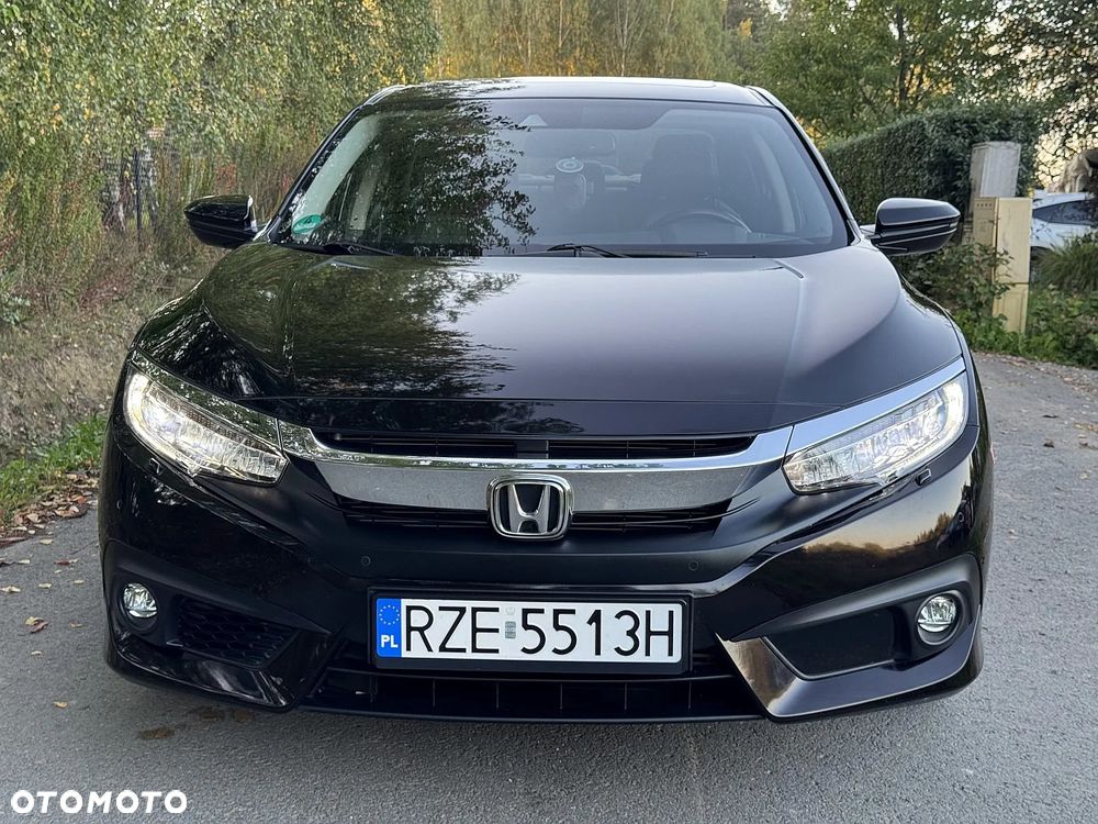 Honda Civic 2018 photo 3