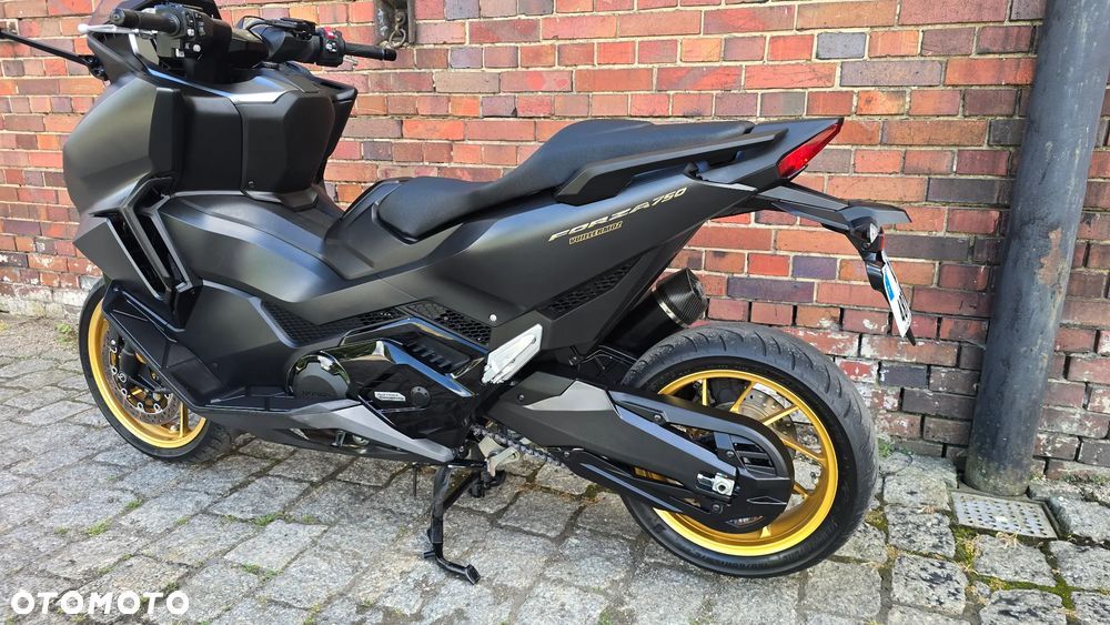 Honda NSS - 9