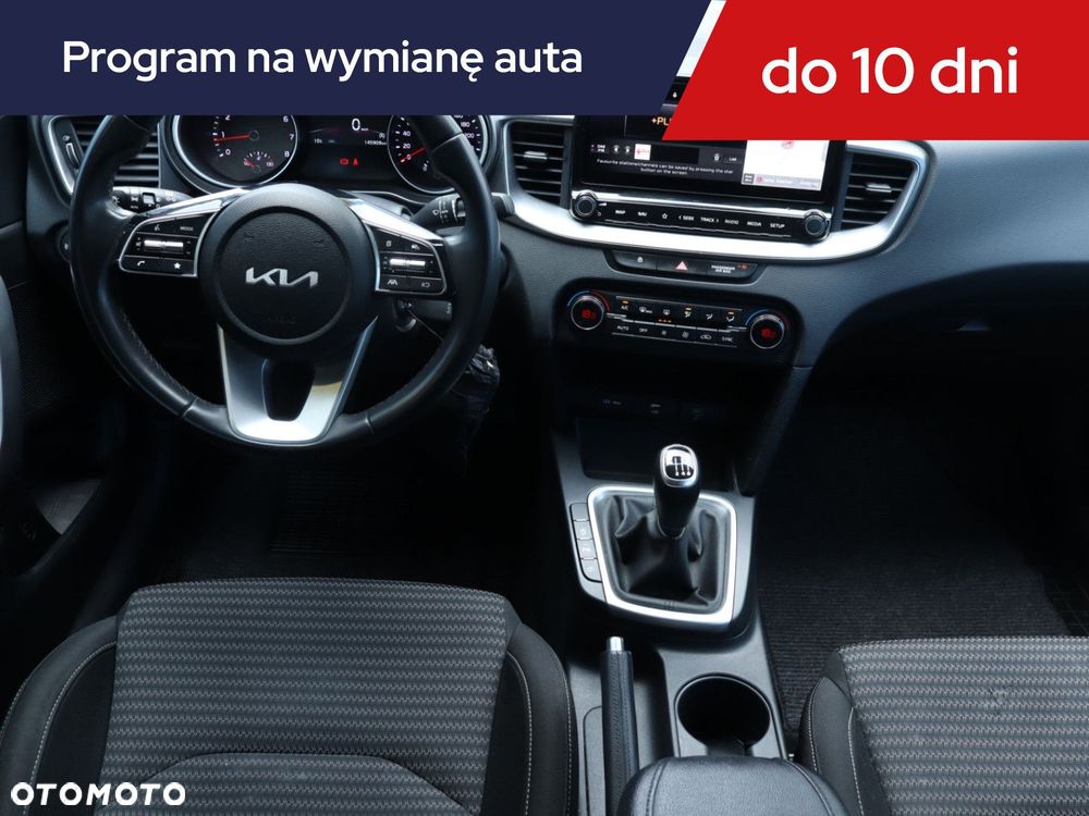 Kia Ceed - 9