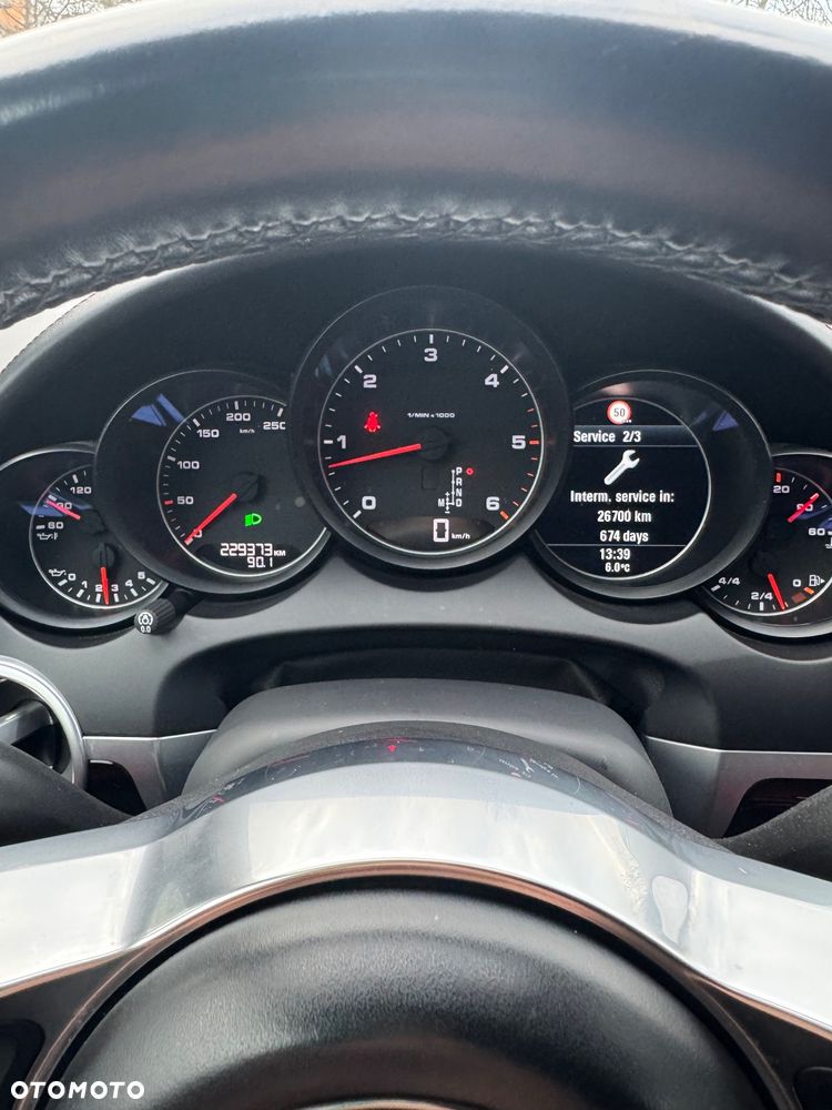 Porsche Cayenne Diesel Platinum Edition - 6