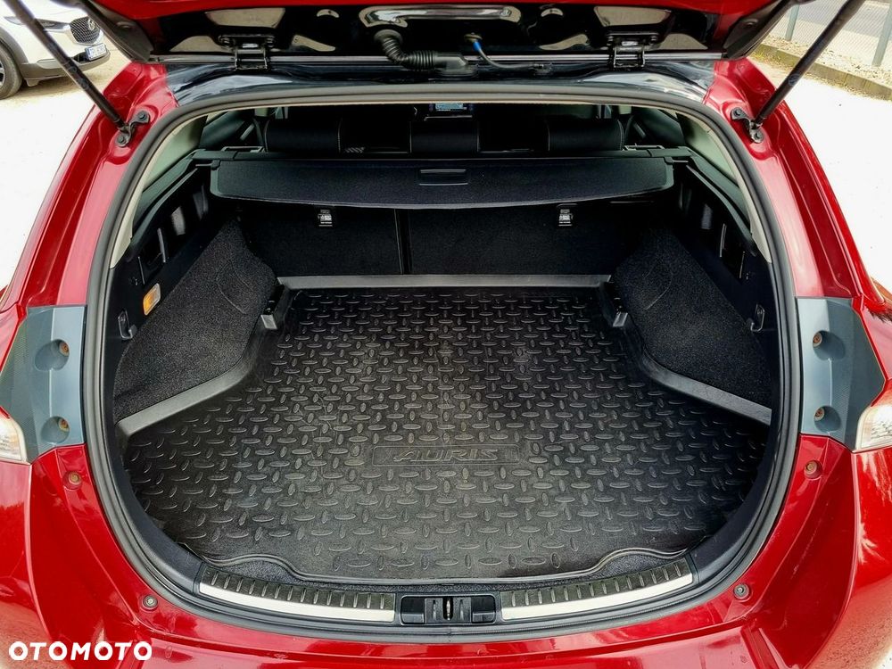 Toyota Auris Hybrid 135 Prestige - 13