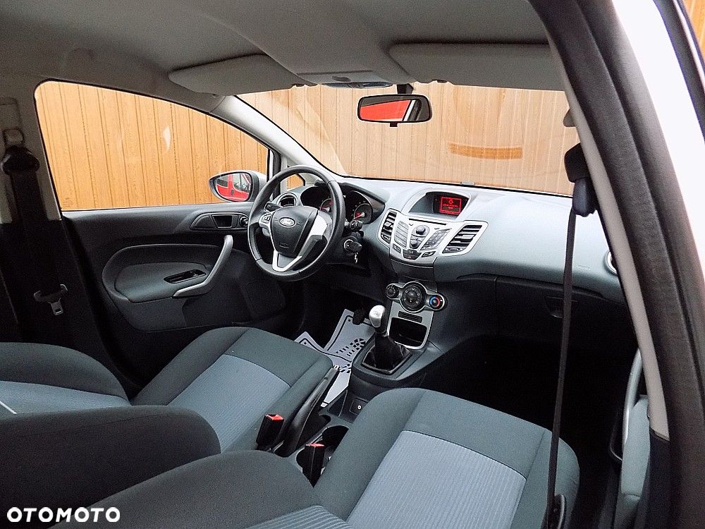 Ford Fiesta 1.25 Champions Edition - 17