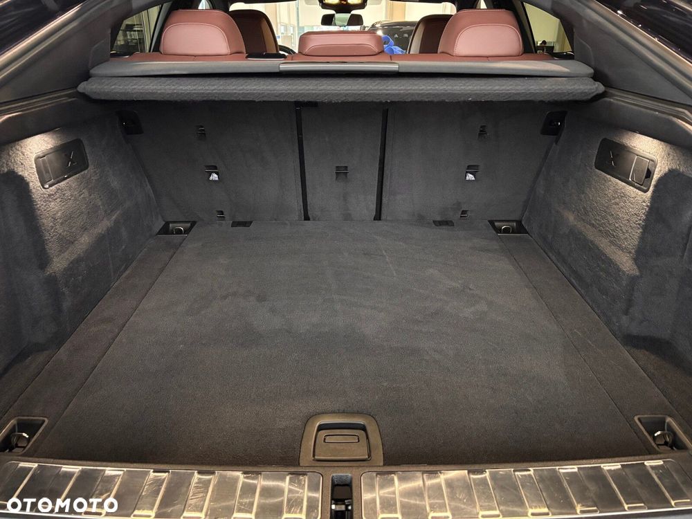 BMW X6 - 28