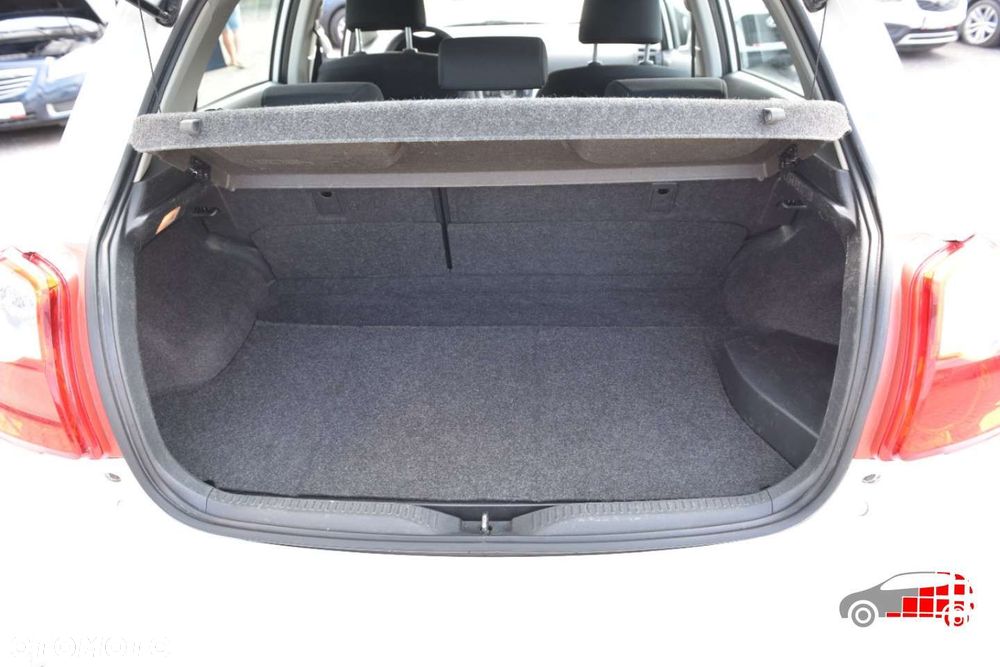 Toyota Auris - 15