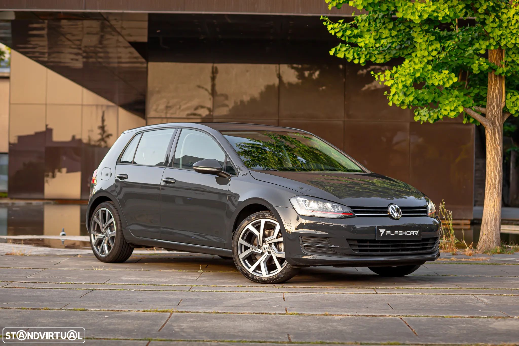 VW Golf 1.6 TDi Trendline - 1
