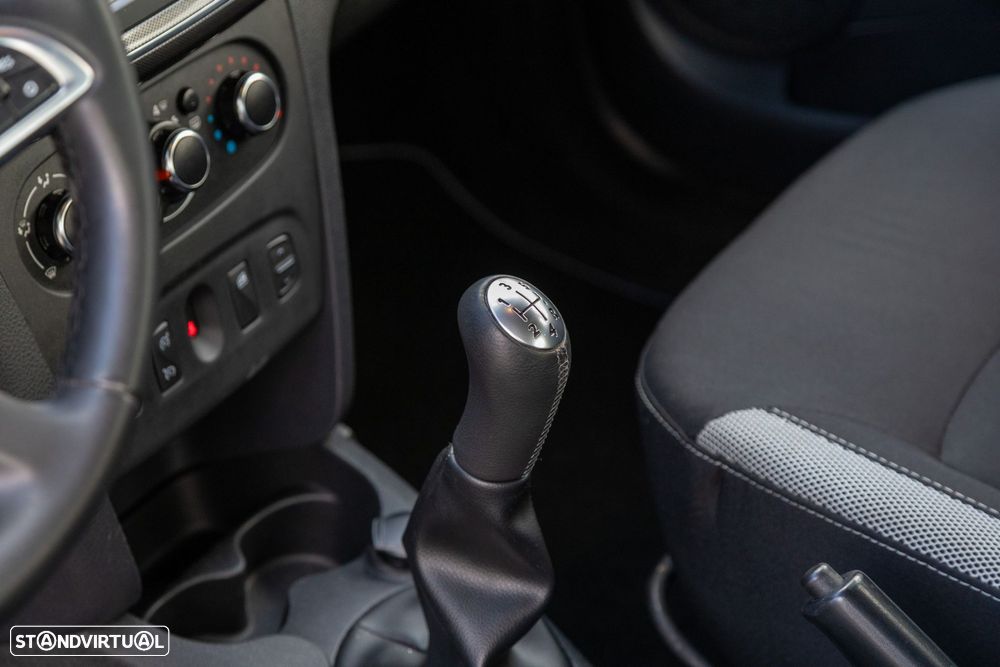 Dacia Sandero 0.9 TCe Stepway - 45