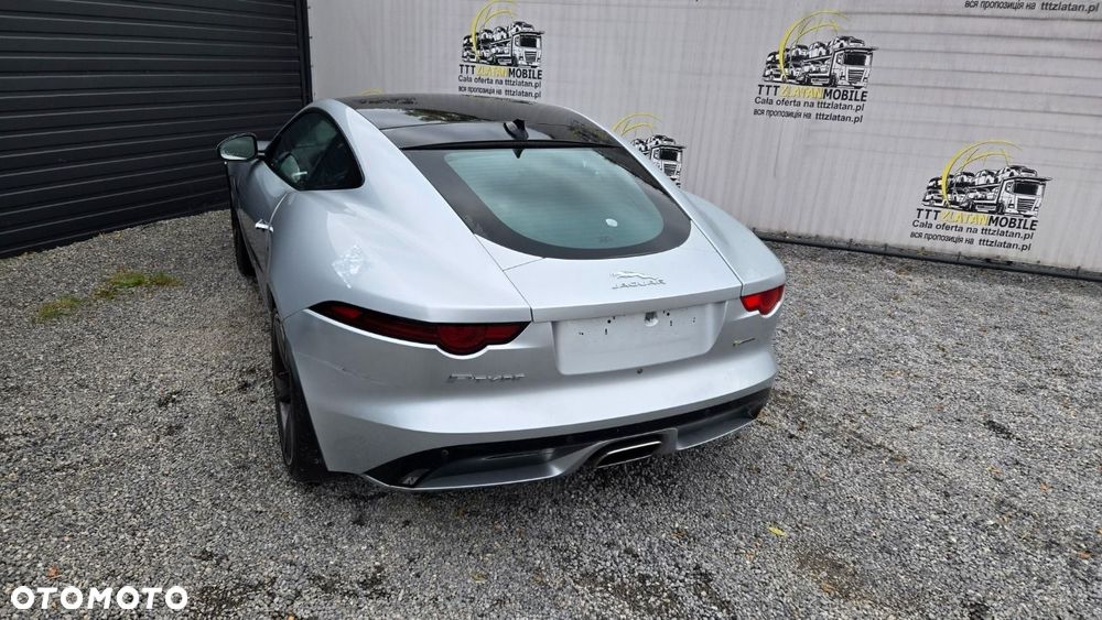Jaguar F-Type - 21